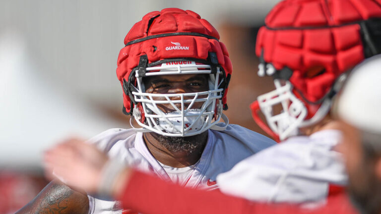 Hogs’ Ty’Kiest Crawford, Jashaud Stewart after practice Wednesday