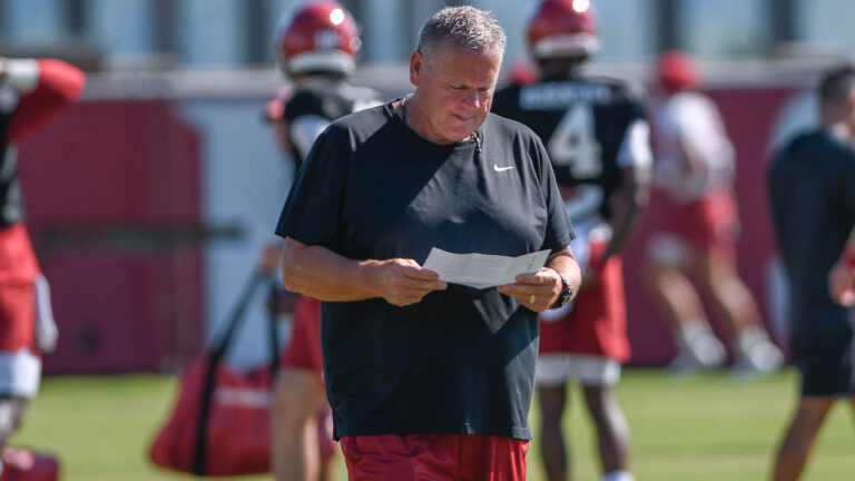 Bulldogs whip Razorbacks about every way possible