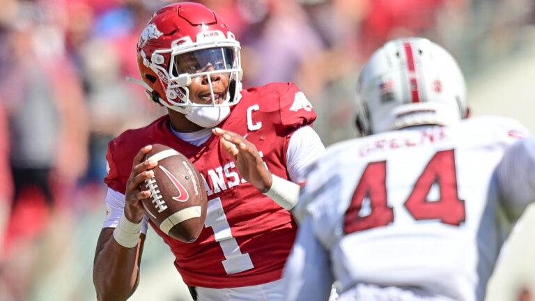 LIVE BLOG: Hogs blow South Carolina away in fourth quarter