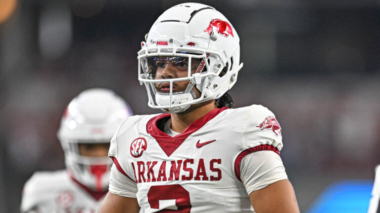 Hogs’ Jordan Domineck, Myles Slusher know what they face in Alabama