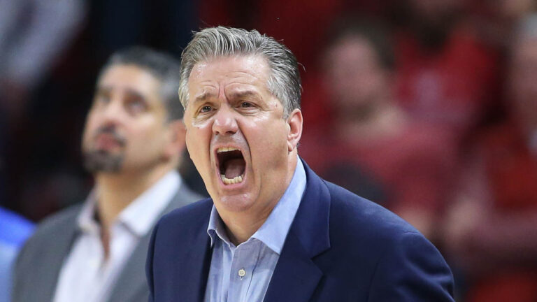 Democrat-Gazette’s Bob Holt on exchange with Kentucky coach John Calipari