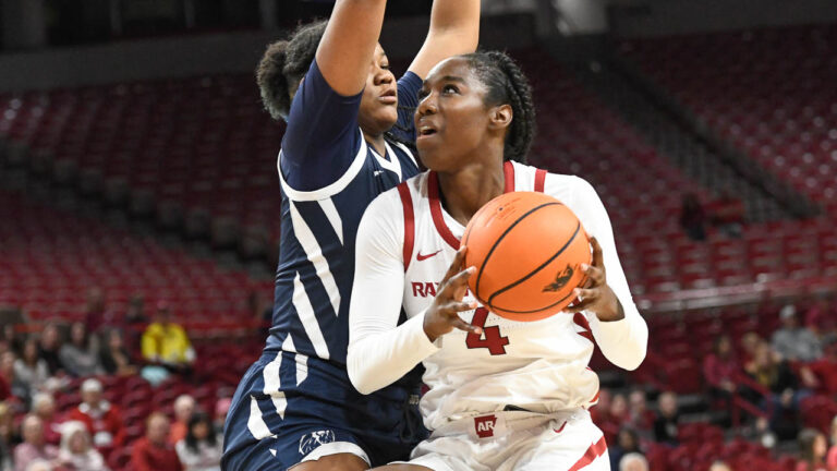 Razorbacks start fast, keep going in win over Golden Lions to open season