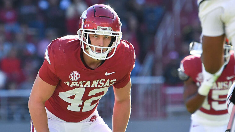 WATCH: Razorbacks’ Drew Sanders, Bumper Pool recapping loss