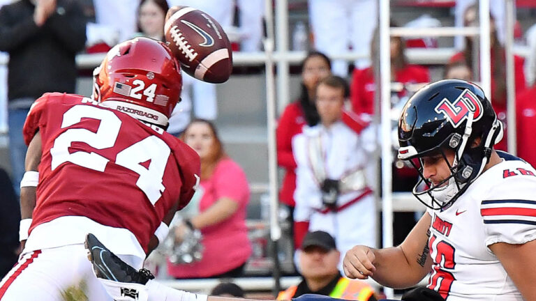 HawgSports.com’s Danny West on new position for cornerback paying off