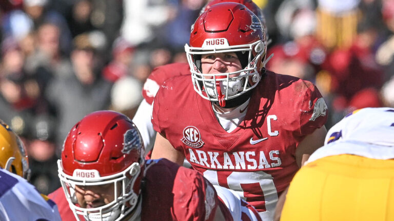 Hogs’ senior Zach Williams, Bumper Pool look ahead to Ole Miss game