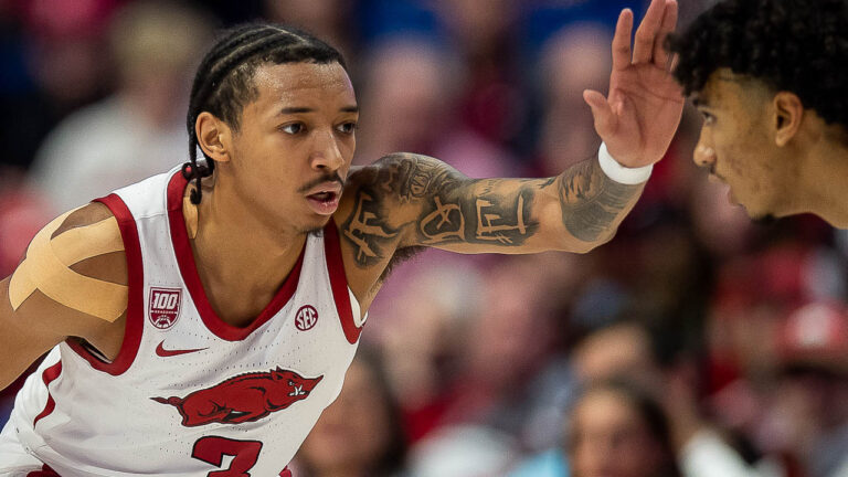 Aaron Torres on Razorbacks having to go without Nick Smith for awhile