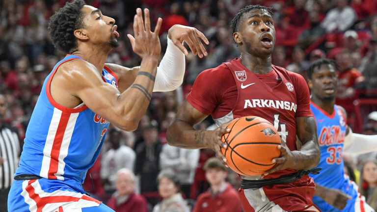 Democrat-Gazette’s Tom Murphy on Hogs’ basketball coming together