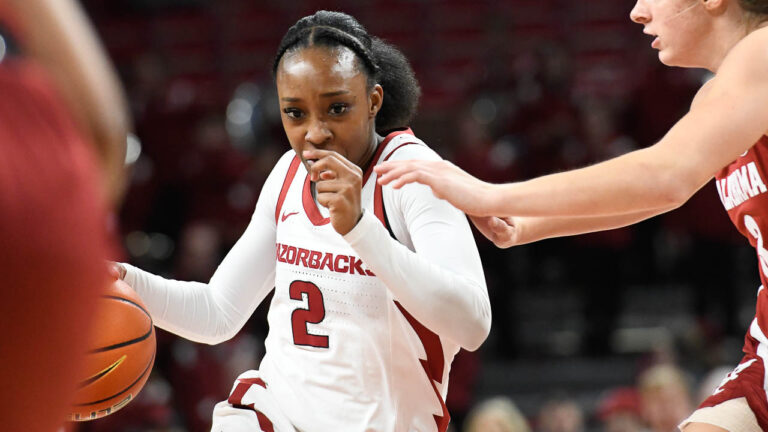 Another slow start dooms Hogs against Mississippi State