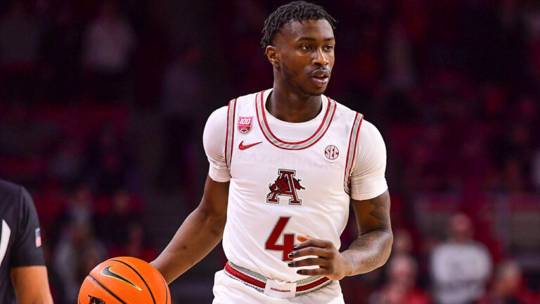 Hogs finally get things to fall their way in 81-70 win over A&M