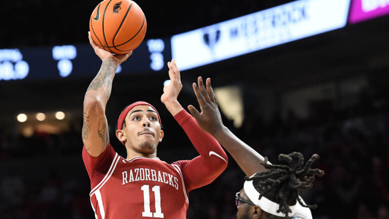The Morning Rush is LIVE. Hogs BKB dominates Florida, BSB wins 2/3 in Arlington