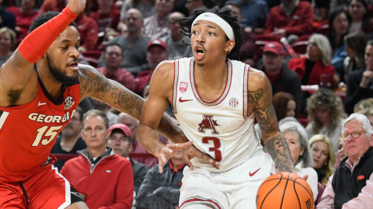 Offensive explosion paces Hogs to finally an easy win