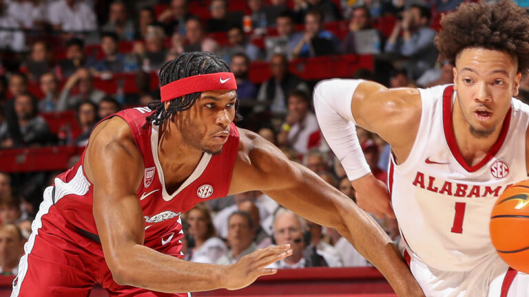 Hogs try to come back, but fall short at Alabama, 86-83