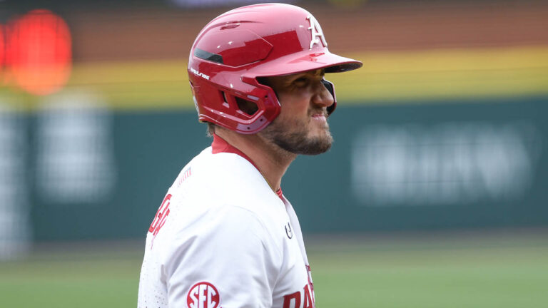 Hogs have no answers for LSU’s offense in doubleheader loss