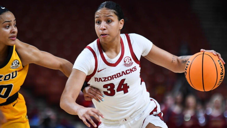 Hogs’ fourth-quarter comeback downs Missouri