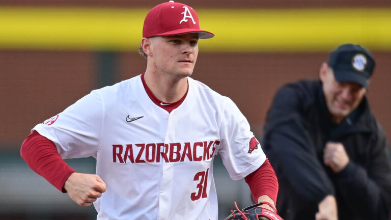 Reliever Dylan Carter closes door for Hogs’ 7-4 win over Bulldogs