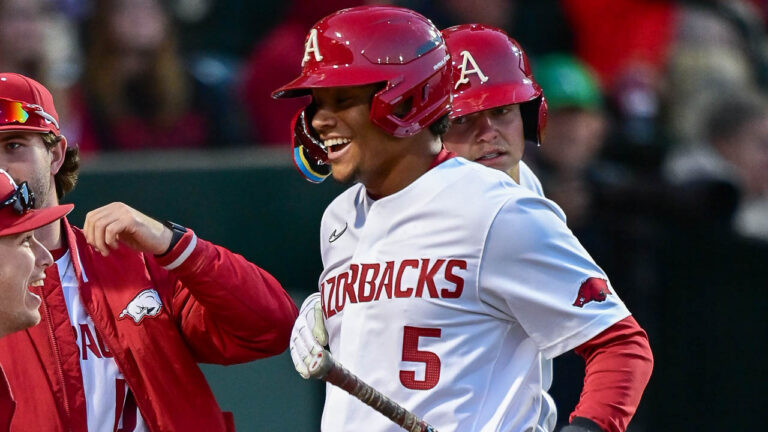 The Morning Rush is LIVE. Kendall Diggs does it again for the Razorbacks