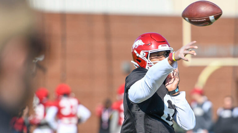 Democrat-Gazette’s Tom Murphy looking at Hogs’ spring practice Saturday