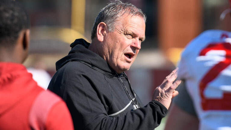 Former coach Pat Jones on what Sam Pittman doing with Razorbacks