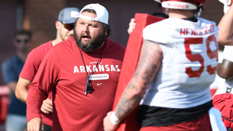 Clay Henry wanting to see how Hogs handling tackles on offensive line