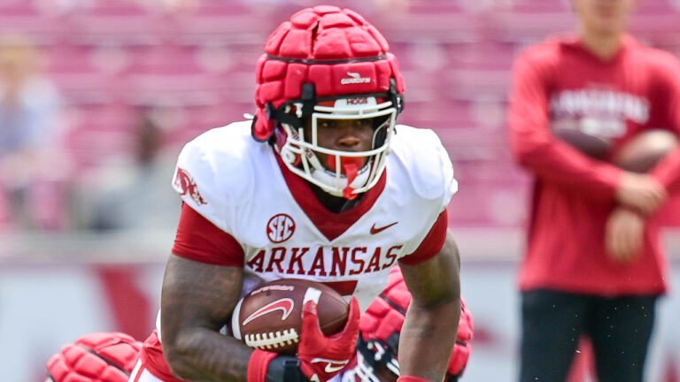 The Morning Rush is LIVE. Razorbacks fall in Springfield last night, Rocket receives high praise