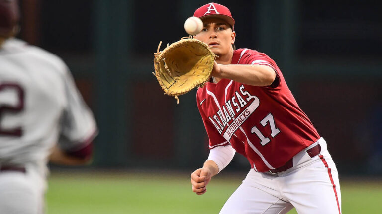 Razorbacks blow six-run lead in 10-8 stunner Friday night at Vandy