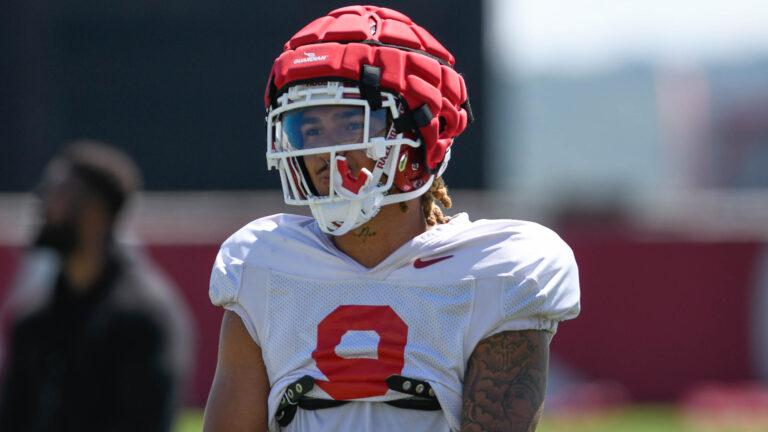 Democrat-Gazette’s Tom Murphy on Razorbacks in tonight’s NFL Draft