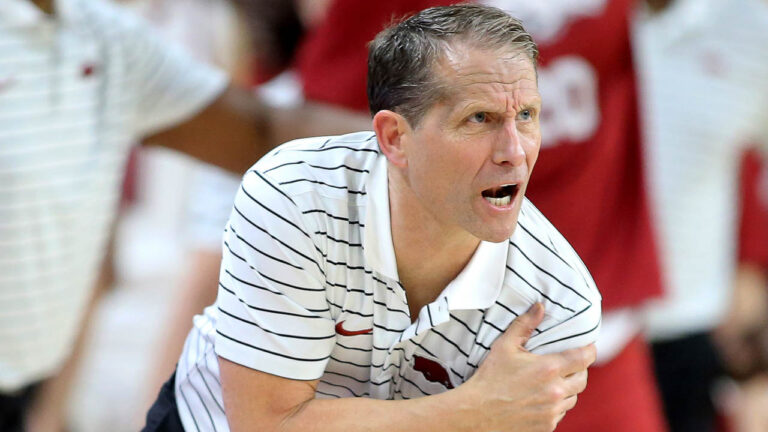 Aaron Torres on Razorbacks coach Eric Musselman’s stories
