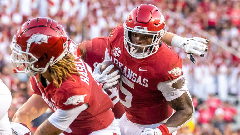 247Sports’ Brad Crawford on which Razorback might have better shot