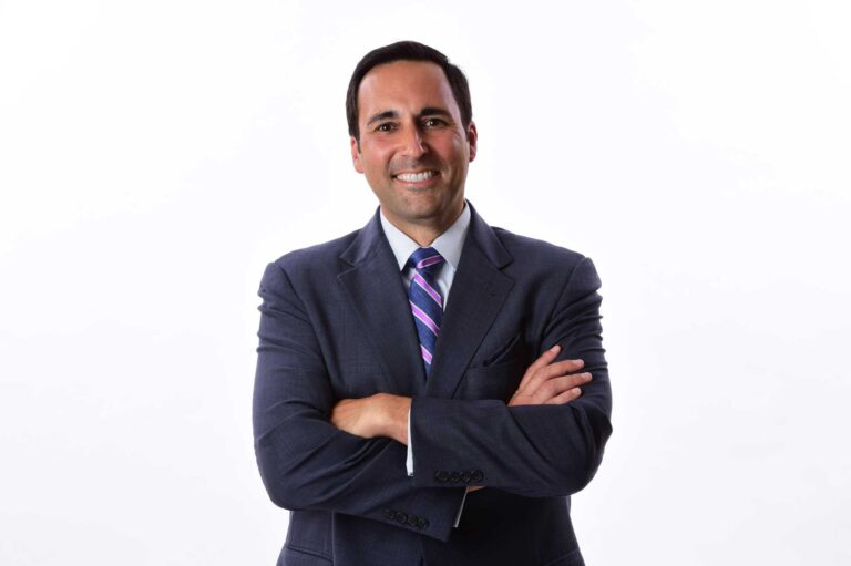ABC/ESPN’s Joe Tessitore joins us LIVE from Radio Row!