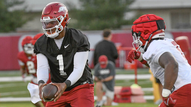 Razorbacks’ Chris Paul, KJ Jefferson after first practice of fall camp Friday