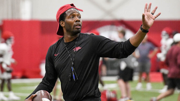 Razorbacks wide receivers coach Kenny Guiton on group in came
