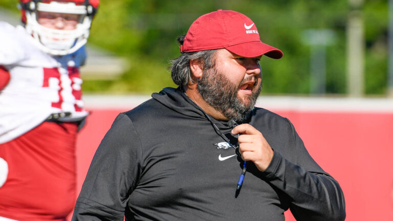 Democrat-Gazette’s Tom Murphy on offensive line previewing opener