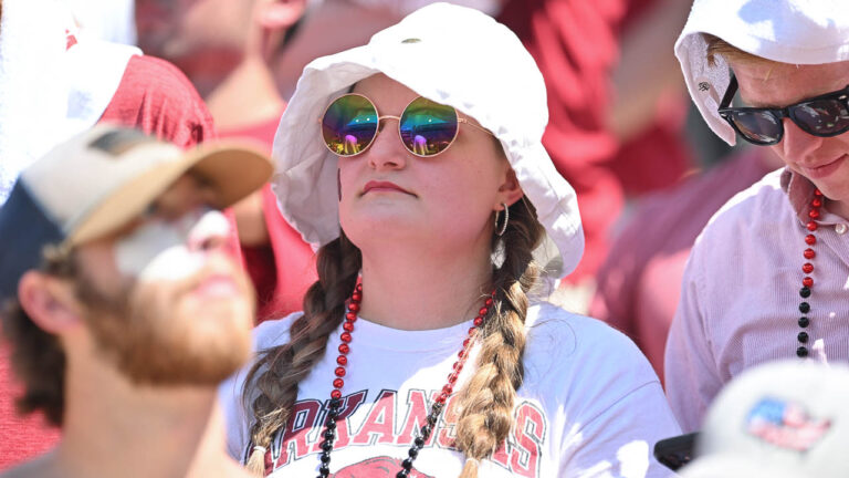 Hogs fans need to learn downloads to wallets; no more screenshots