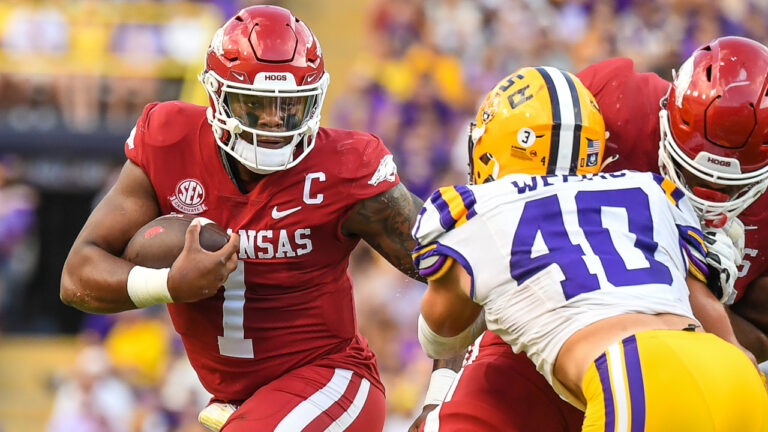 Razorbacks quarterback KJ Jefferson, tight end Luke Hasz