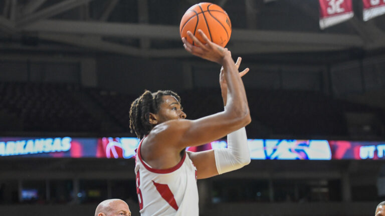 Hogs’ Chandler Lawson on exhibition matchup with Purdue