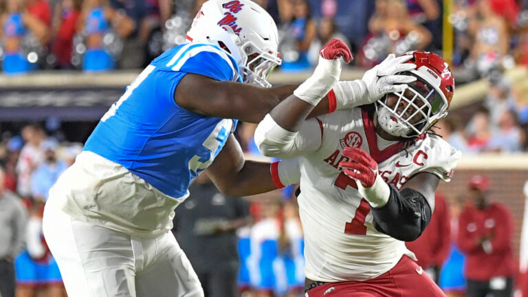 Razorbacks’ Trajan Jeffcoat, Hudson Clark on facing Crimson Tide