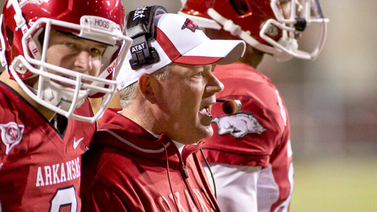 Democrat-Gazette’s Richard Davenport on Hogs’ latest transfer