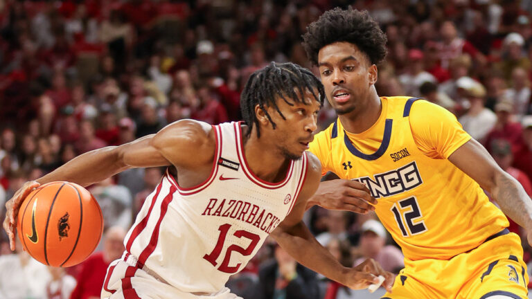 Razorbacks fall behind early, can’t catch up later in loss
