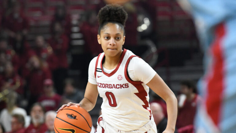 Another big night by Tahlia Scott paces blowout win for Hogs