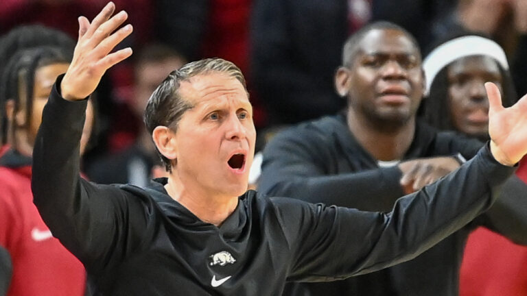 The Morning Rush is LIVE following a 95-74 loss to LSU…. 877-377-6963
