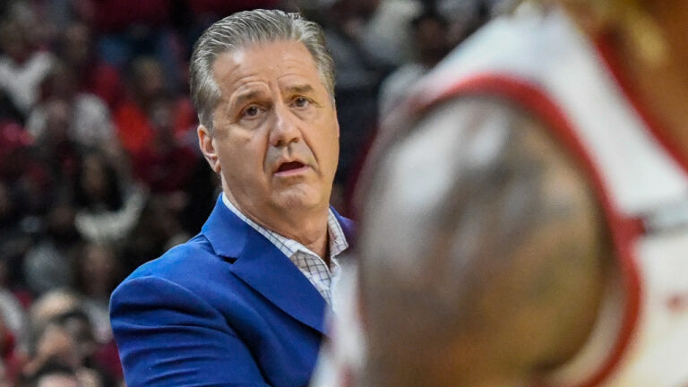 MEDIA REPORTS: Razorbacks in talks with Calipari to be next coach