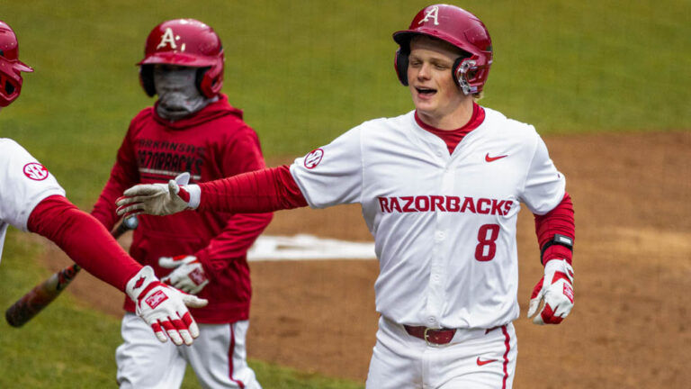 Brett Dolan on what Razorbacks expecting in trip to Arlington