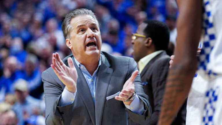 WATCH: Too Stupid Thursday.. sounds like Tyler Ulis is an Arkansas assistant