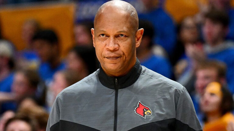 Former Louisville Cardinal, NBA player Kenny Payne joins Hogs