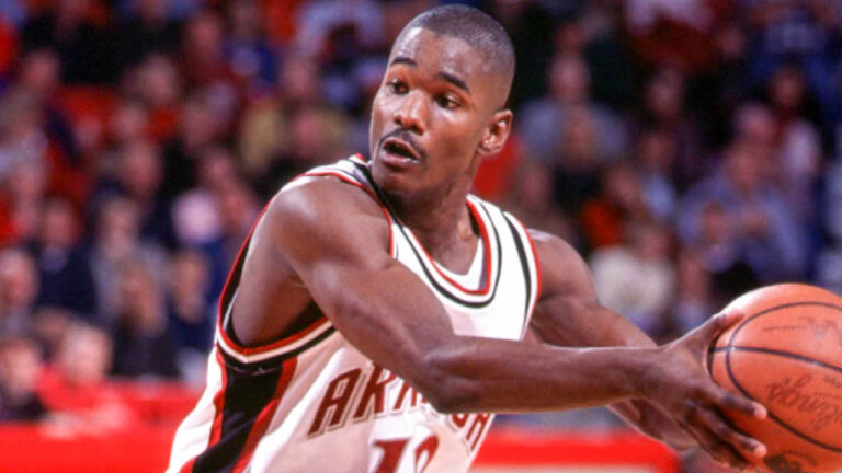 Former Razorback great Kareem Reid on getting honor from UA