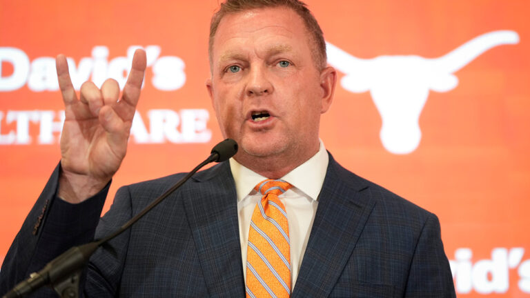 Brett Dolan on Schlossnagel switching from Aggies to Longhorns