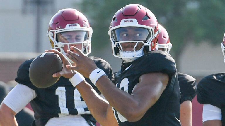 Hogville’s Otis Kirk on what he’s seen from Hogs’ QB in camp