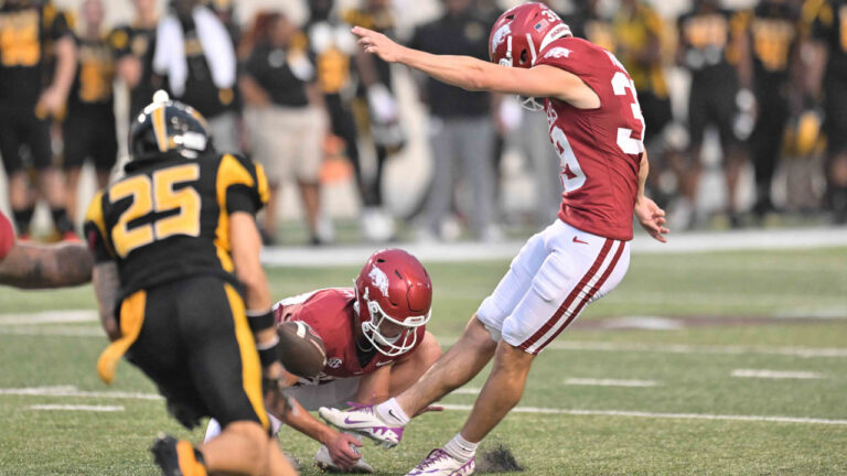 CLAY HENRY: Hogs need lesson on kicking game tenants