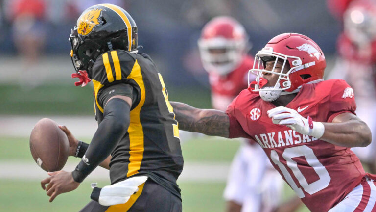 Democrat-Gazette’s Richard Davenport on Razorbacks’ chances Saturday