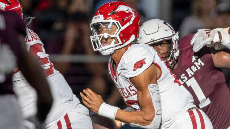 Brett Dolan on Razorbacks’ offense facing toughest challenge against A&M